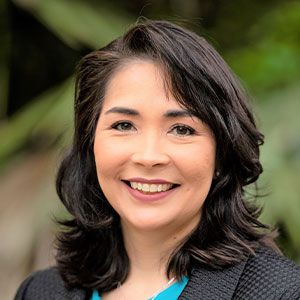 Kathy-Yba�ez-Llorente